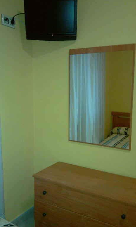 Pension La Casina Oviedo Ruang foto