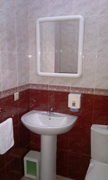 Pension La Casina Oviedo Ruang foto